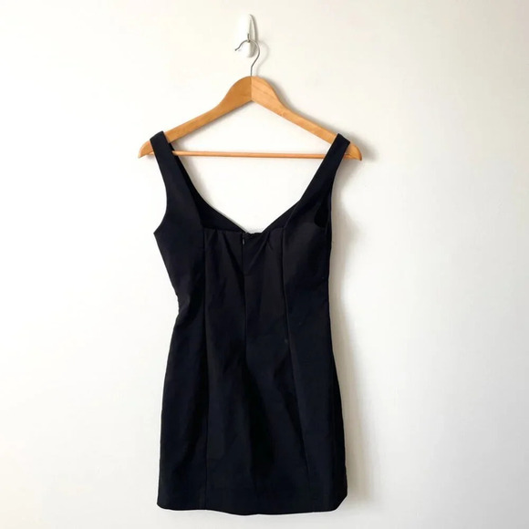 Zara V Neck Fitted Mini  Dress Black Size Medium - Picture 4 of 7